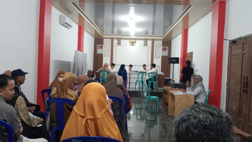 PEMBAGIAN SERTIFIKAT PROGRAM PTSL TAHUN 2024 TAHAP III DI DESA MENDIK