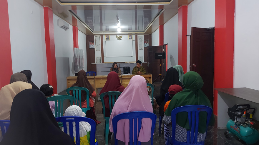 KELAS IBU HAMIL DAN PEMBAGIAN BANTUAN PANGAN PENCEGAHAN STUNTING